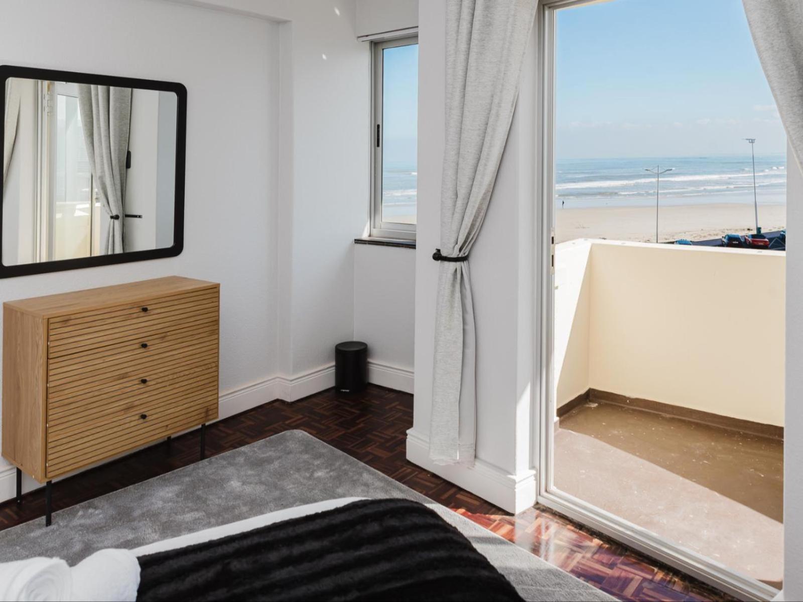 Romilly 32 Beachfront