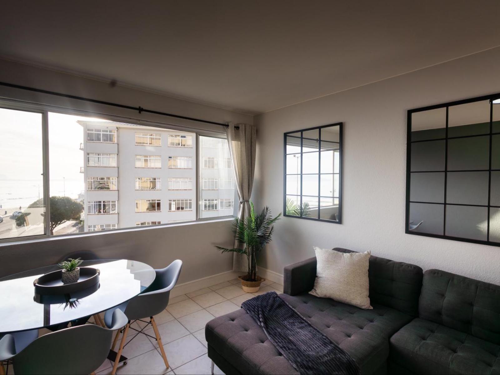 Romilly 32 Beachfront *