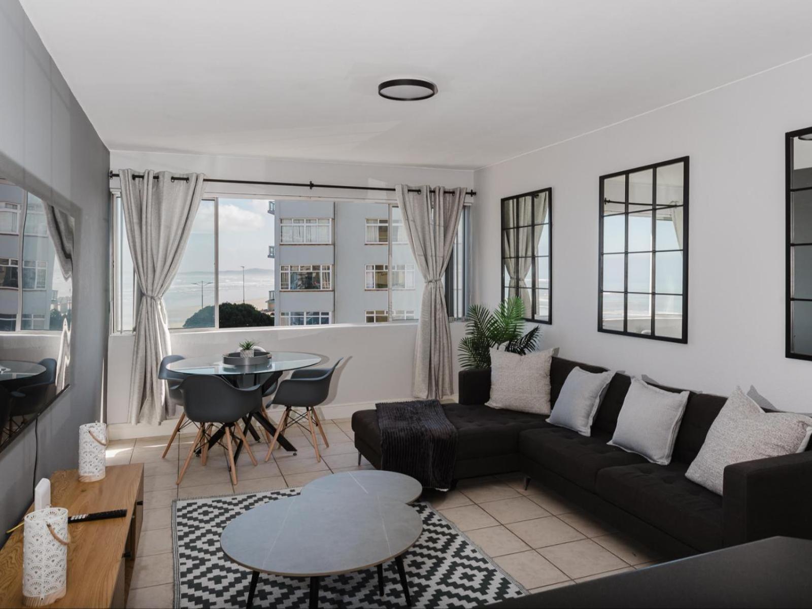 Romilly 32 Beachfront